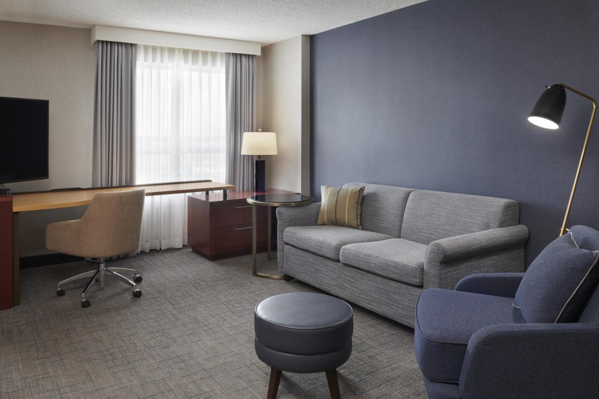 Residence Inn By Marriott Calgary Airport Exteriér fotografie